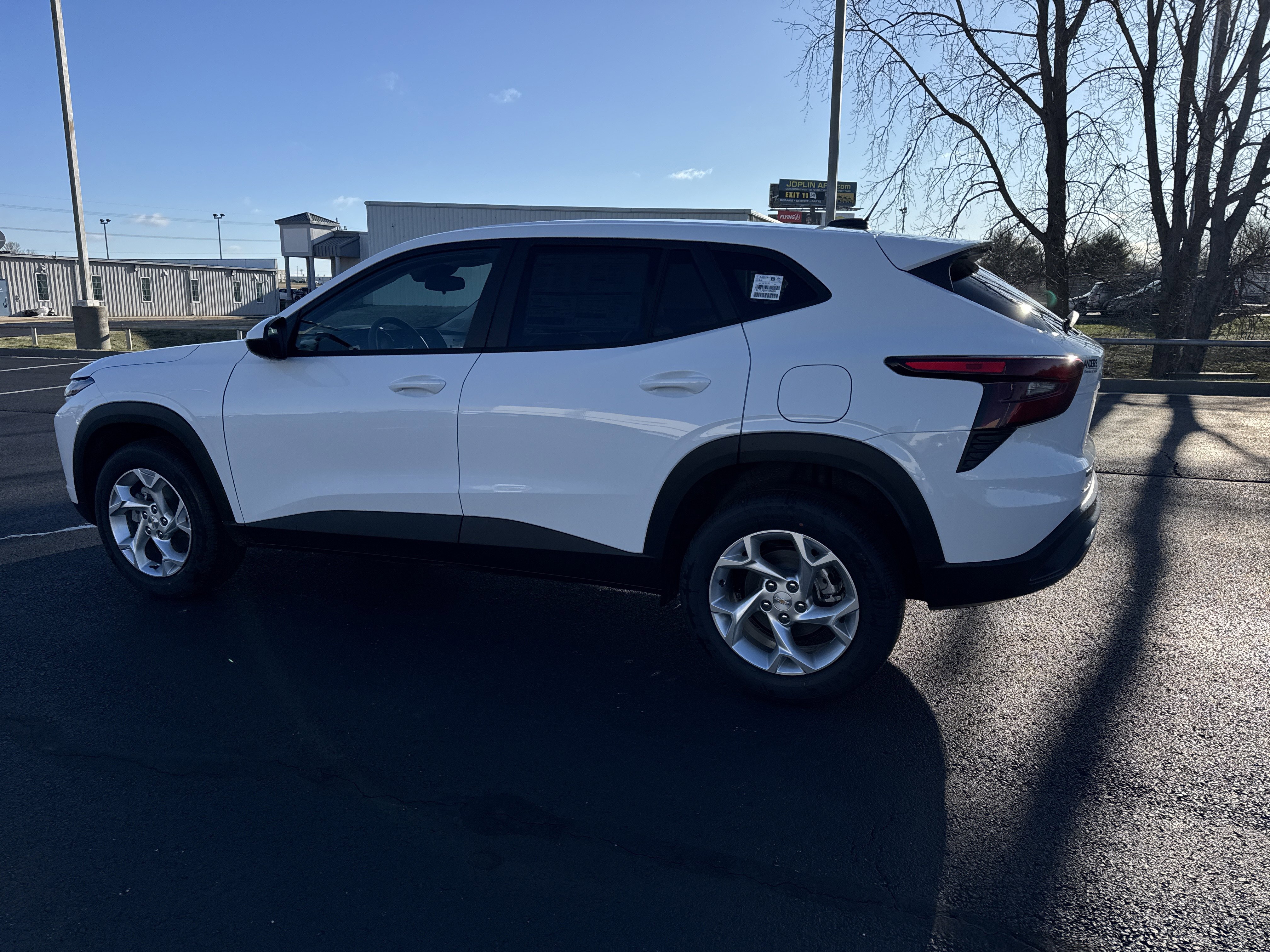 New 2026 Chevrolet Trax LS video 1