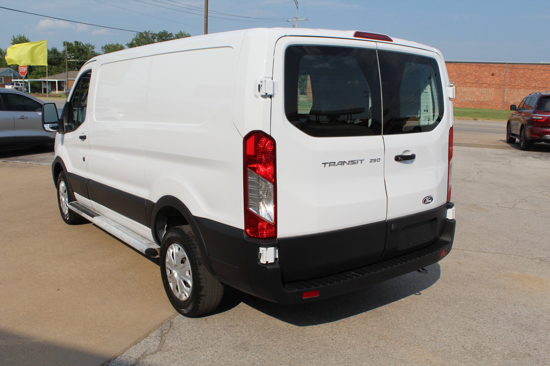 Used 2025 Ford Transit 250 Low Roof w/ Exterior Upgrade Package RWD image 41