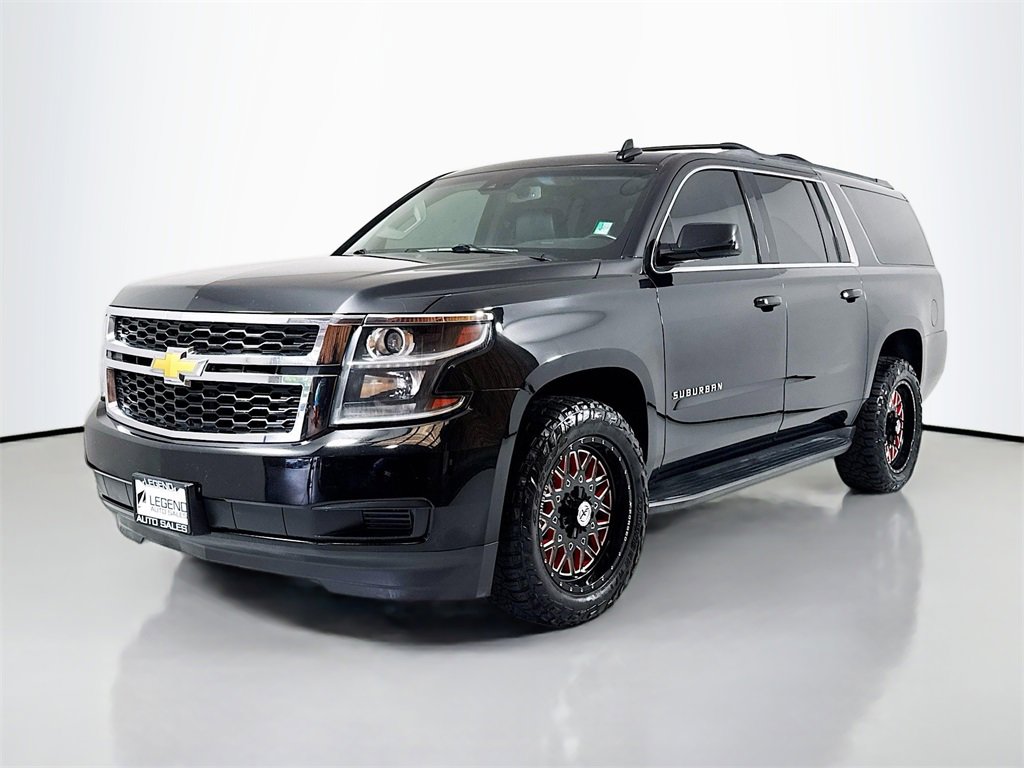 Used 2020 Chevrolet Suburban LT image 1