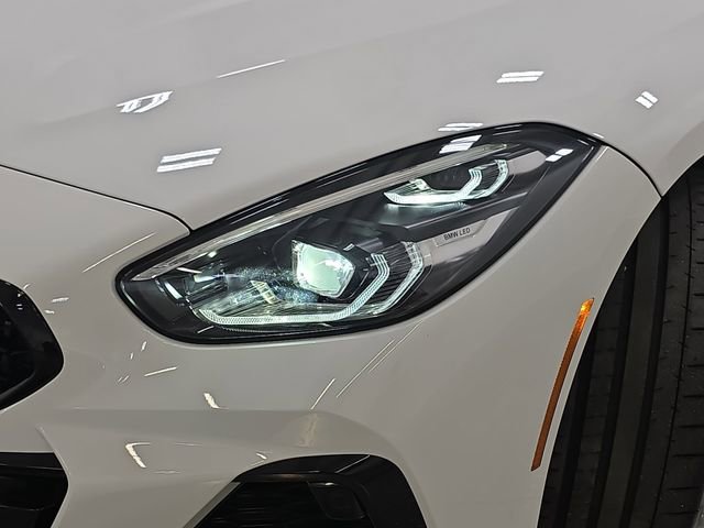 Certified 2022 BMW Z4 sDrive30i w/ Dynamic Handling Package image 25