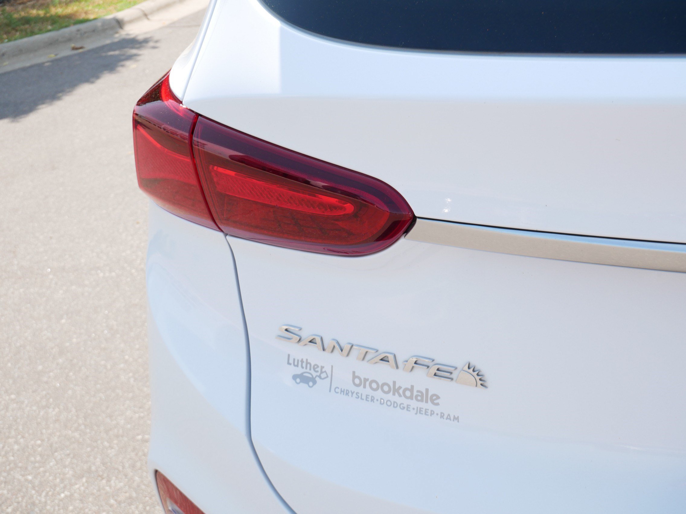 Used 2019 Hyundai Santa Fe AWD image 17