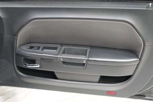 Used 2013 Dodge Challenger SRT8 w/ Harman Kardon Audio Group RWD image 34