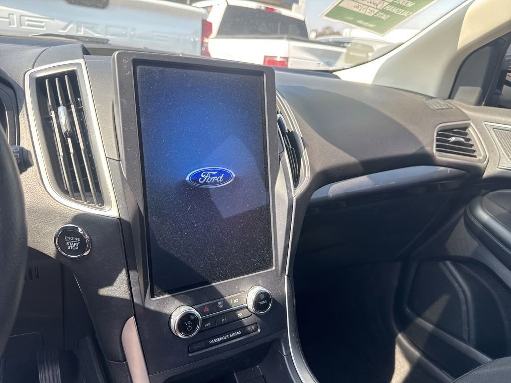 Used 2023 Ford Edge SE w/ Black Appearance Package AWD/4WD image 16