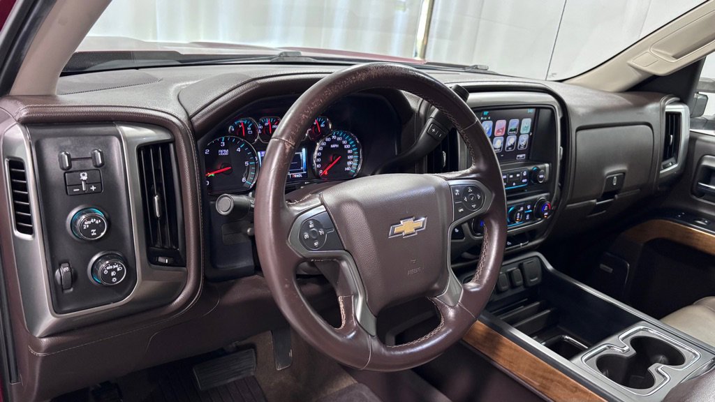 Used 2017 Chevrolet Silverado 1500 LTZ w/ Max Trailering Package AWD/4WD image 9