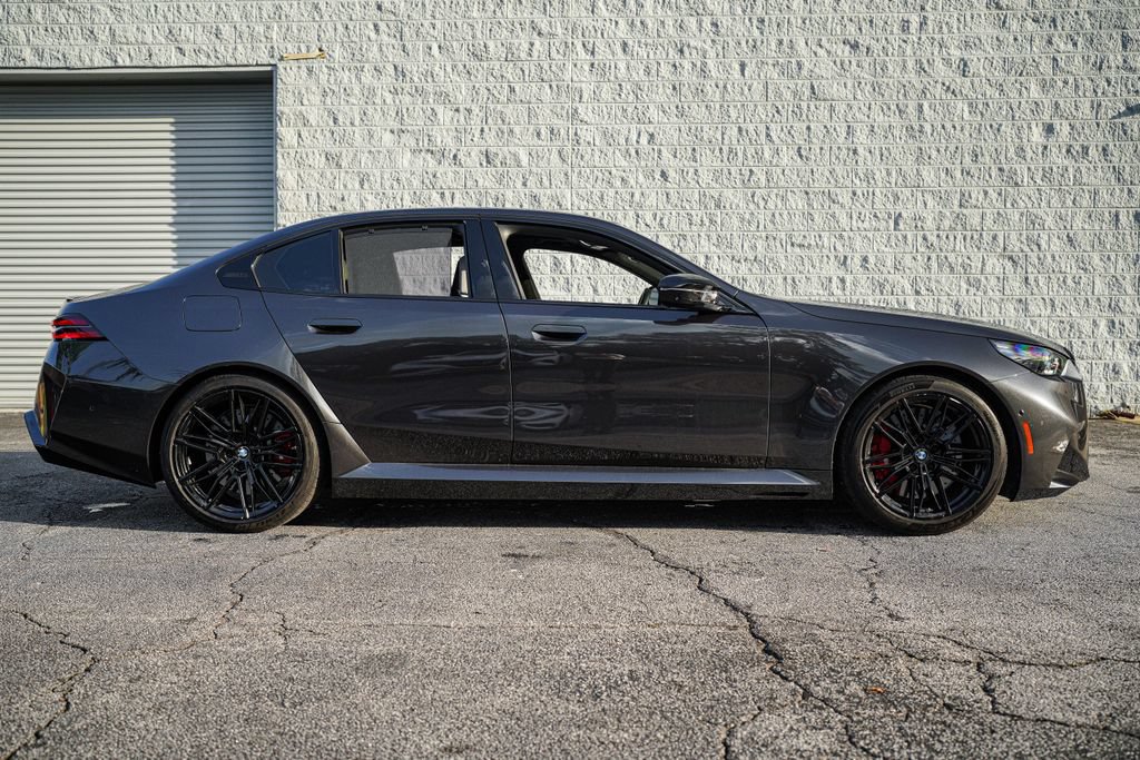 Used 2026 BMW M5 w/ Executive Package AWD/4WD image 17