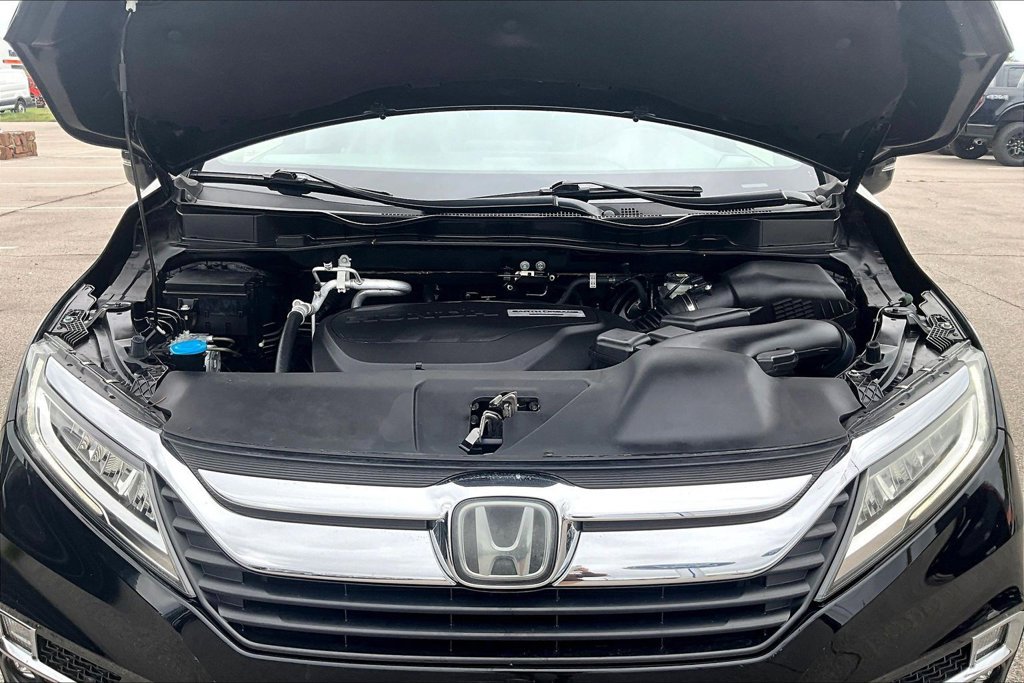 Used 2018 Honda Odyssey Elite image 9