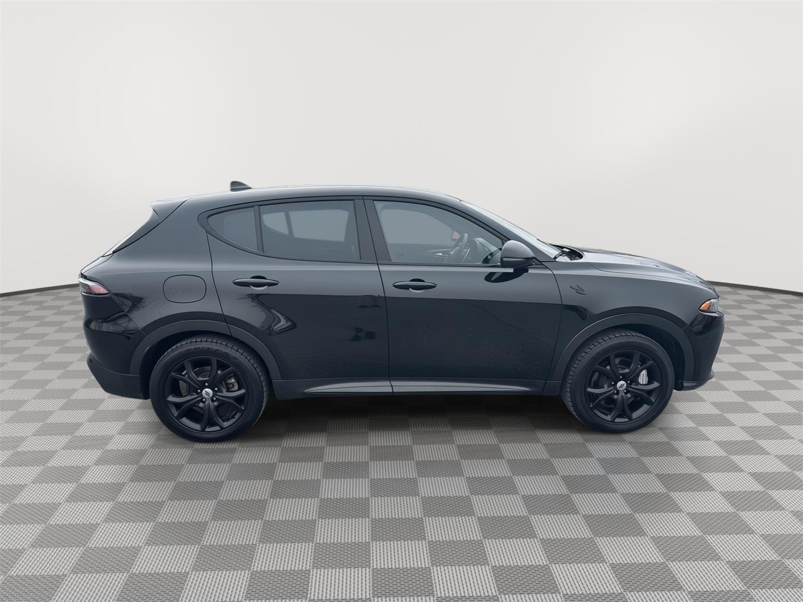 Used 2024 Dodge Hornet R/T w/ R/T Blacktop Package AWD/4WD image 3