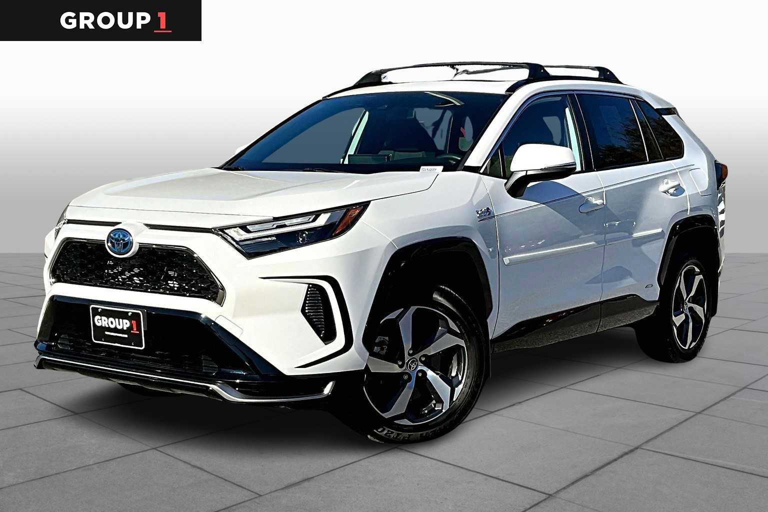 Used 2023 Toyota RAV4 SE