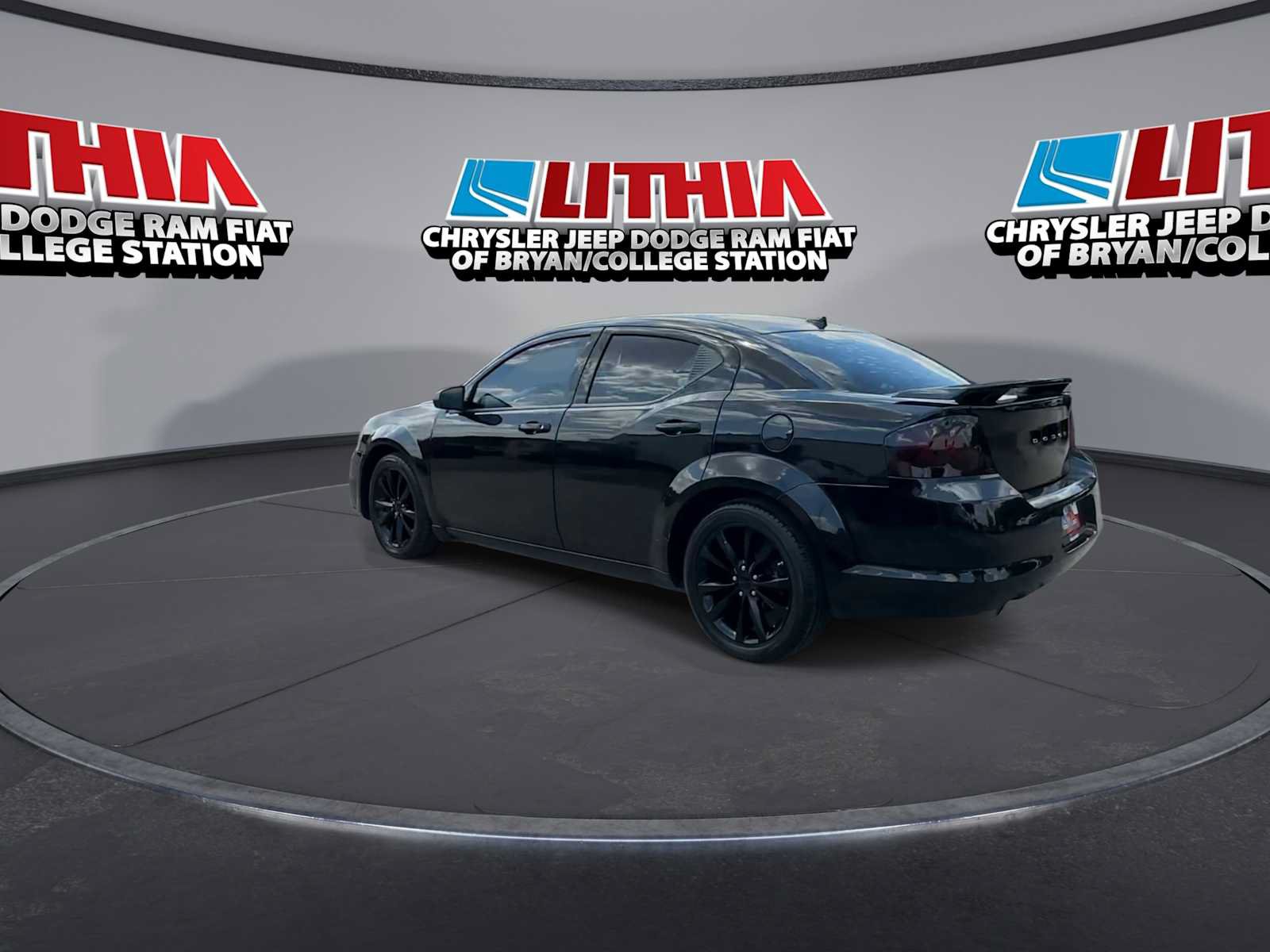 Used 2013 Dodge Avenger SE FWD image 6