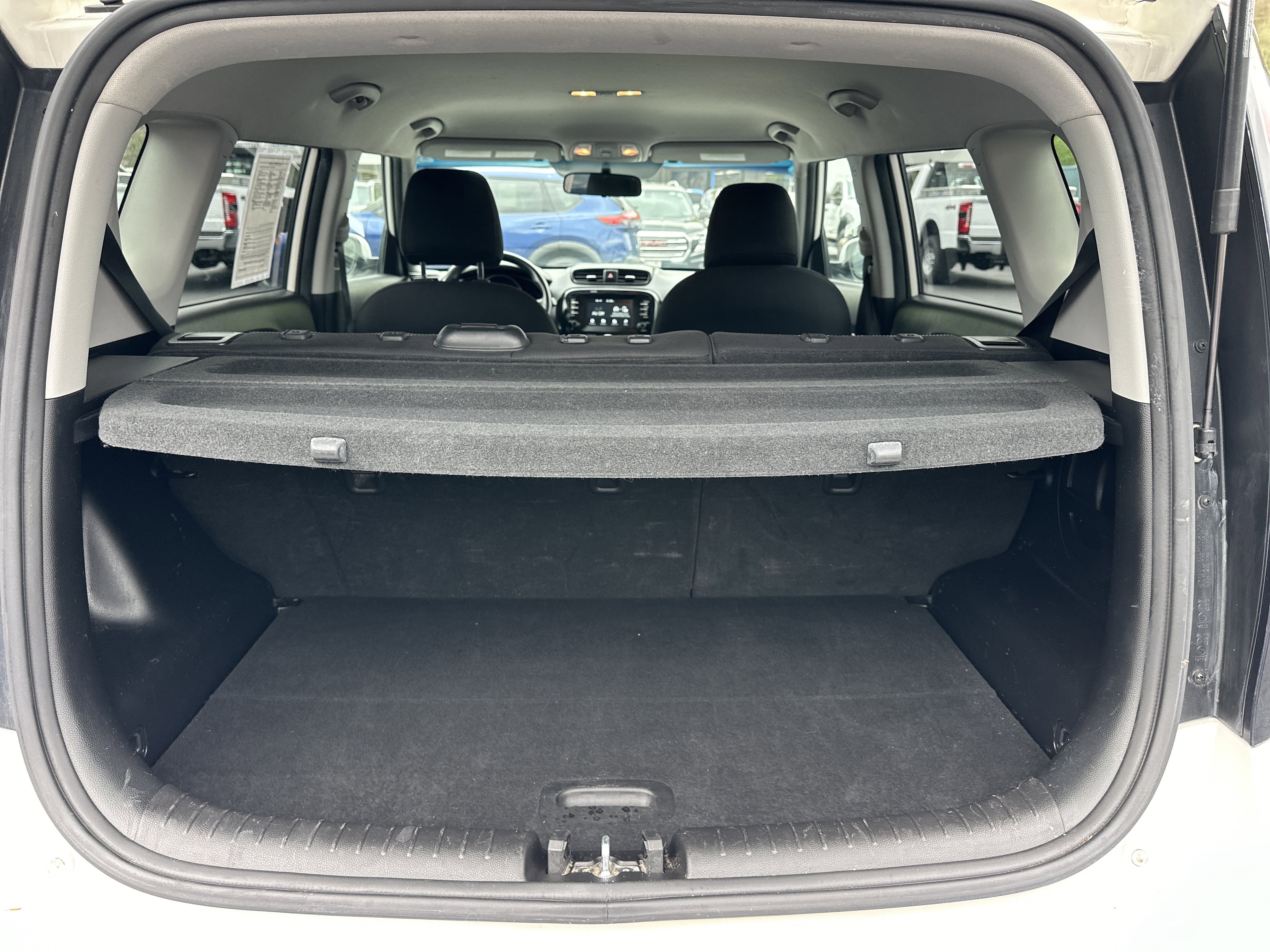 Used 2019 Kia Soul + FWD image 4