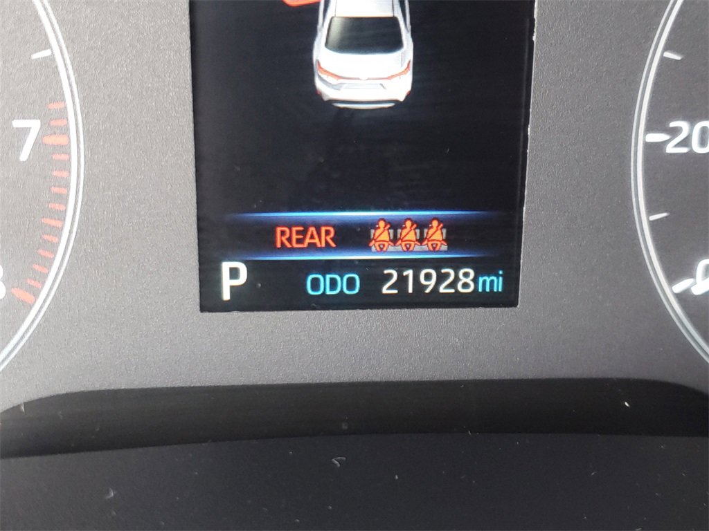 Used 2024 Toyota Corolla SE image 24