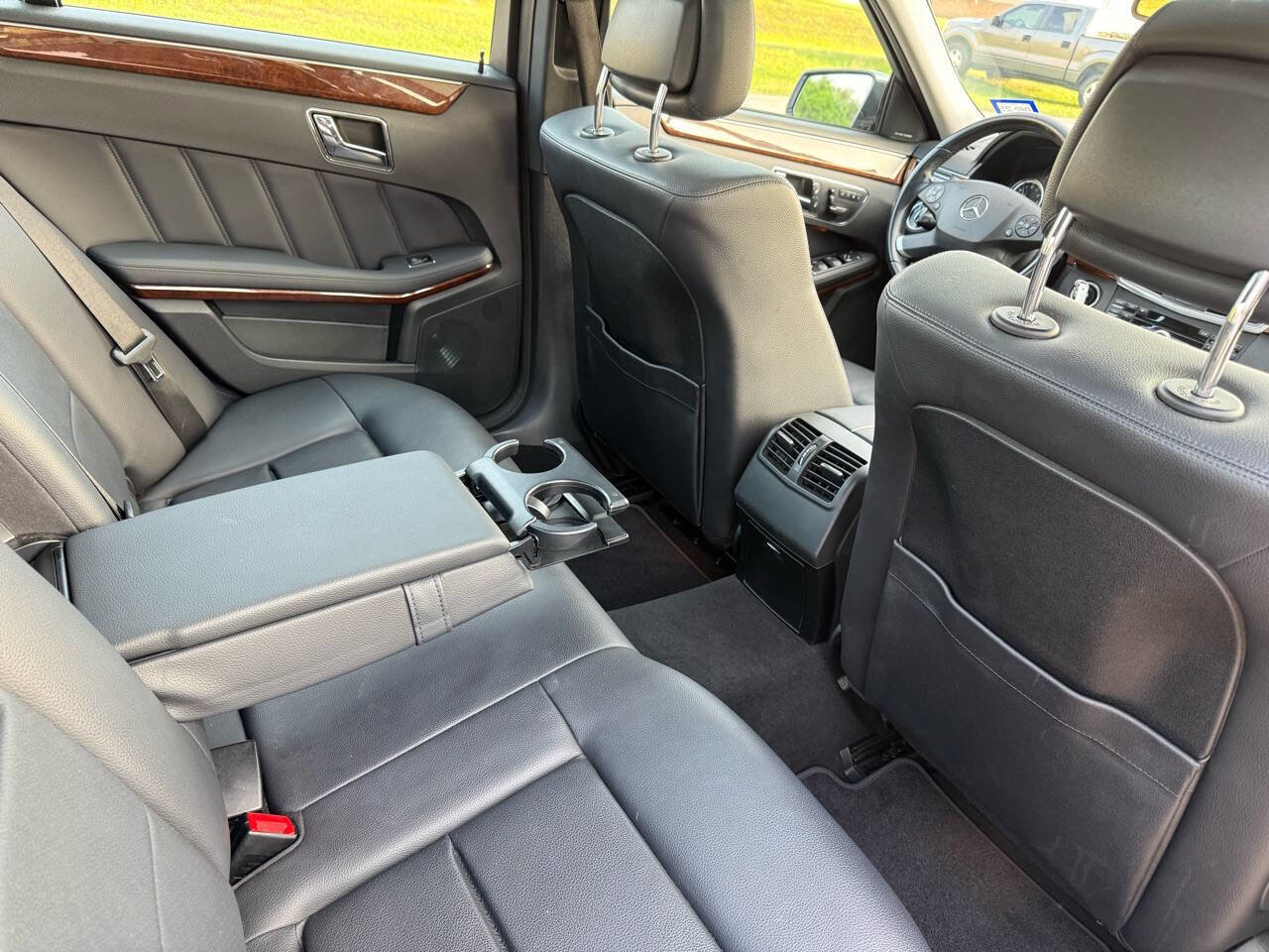 Used 2011 Mercedes-Benz E 350 BlueTEC Sedan image 25