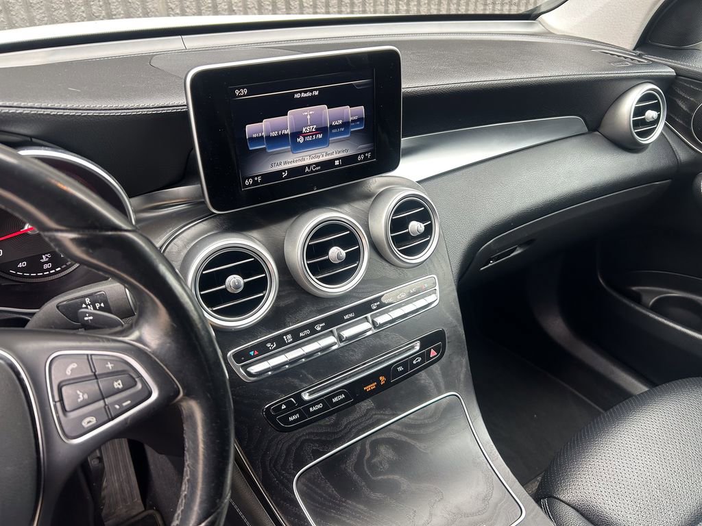 Used 2016 Mercedes-Benz GLC 300 image 26