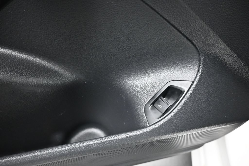 Used 2012 Volkswagen Passat 2.5 S FWD image 11