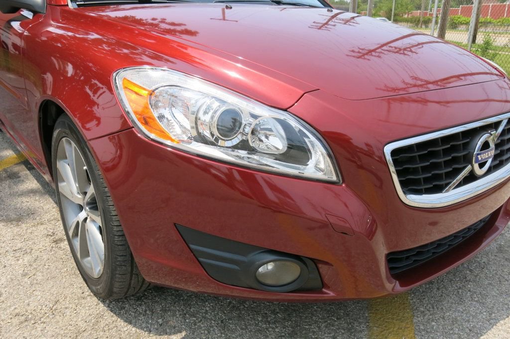 Used 2011 Volvo C70 T5 image 38