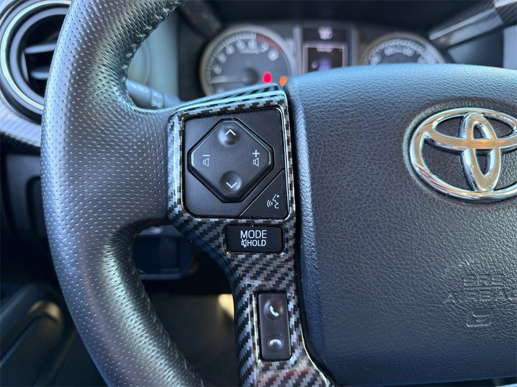 Used 2017 Toyota Tacoma SR5 image 17