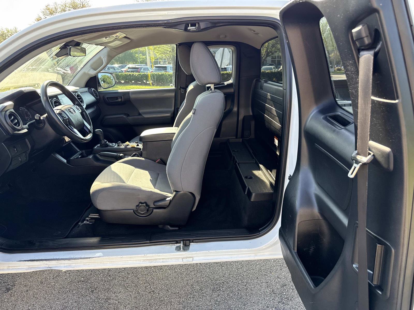 Used 2021 Toyota Tacoma SR image 13