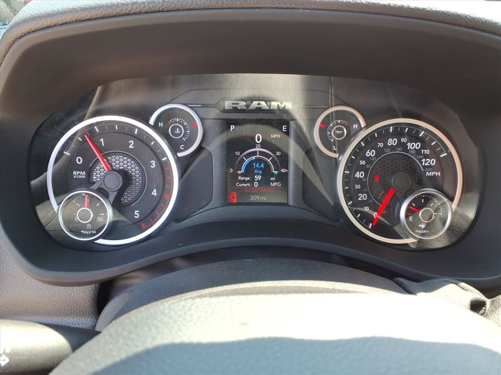 New 2026 RAM 4500 Tradesman w/ Chrome Appearance Group AWD/4WD image 32
