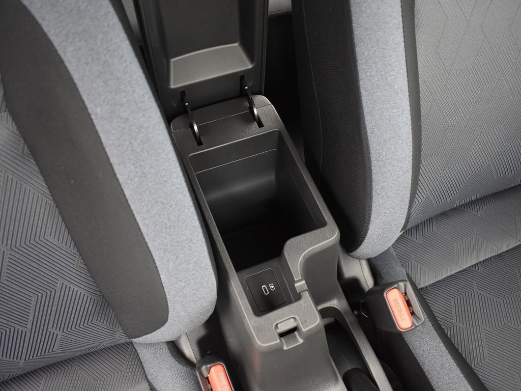 New 2025 Nissan Versa SV w/ Trunk Package image 23