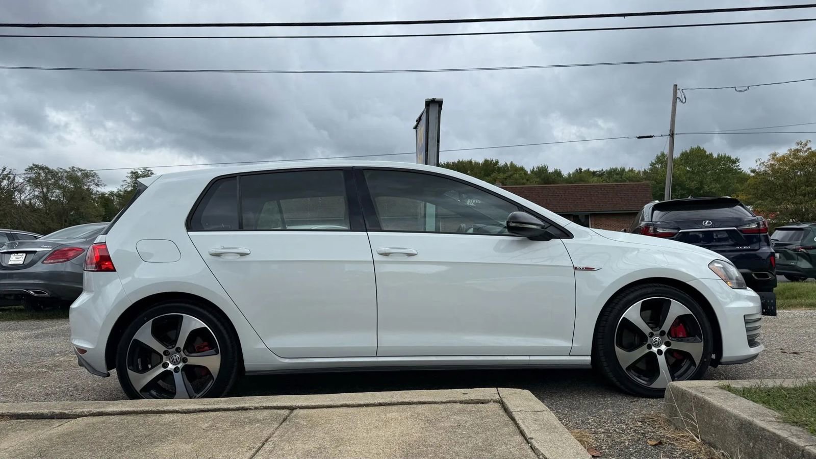 Used 2017 Volkswagen GTI Autobahn image 5