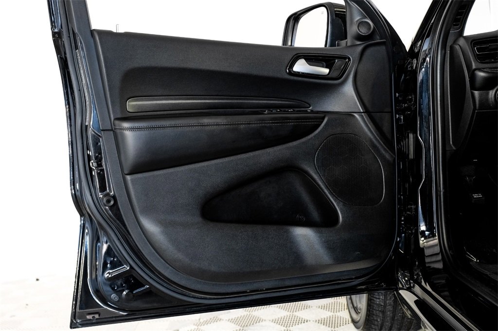 Used 2024 Dodge Durango SXT w/ SXT Blacktop Group image 43