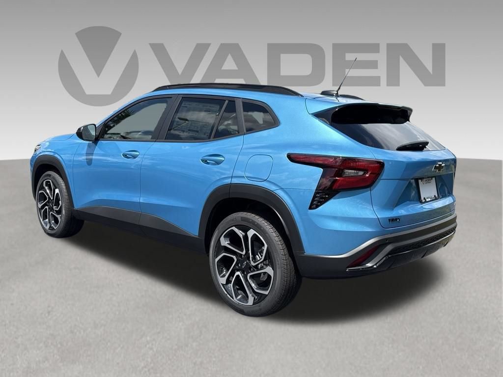 New 2026 Chevrolet Trax RS w/ Sunroof Package FWD image 9