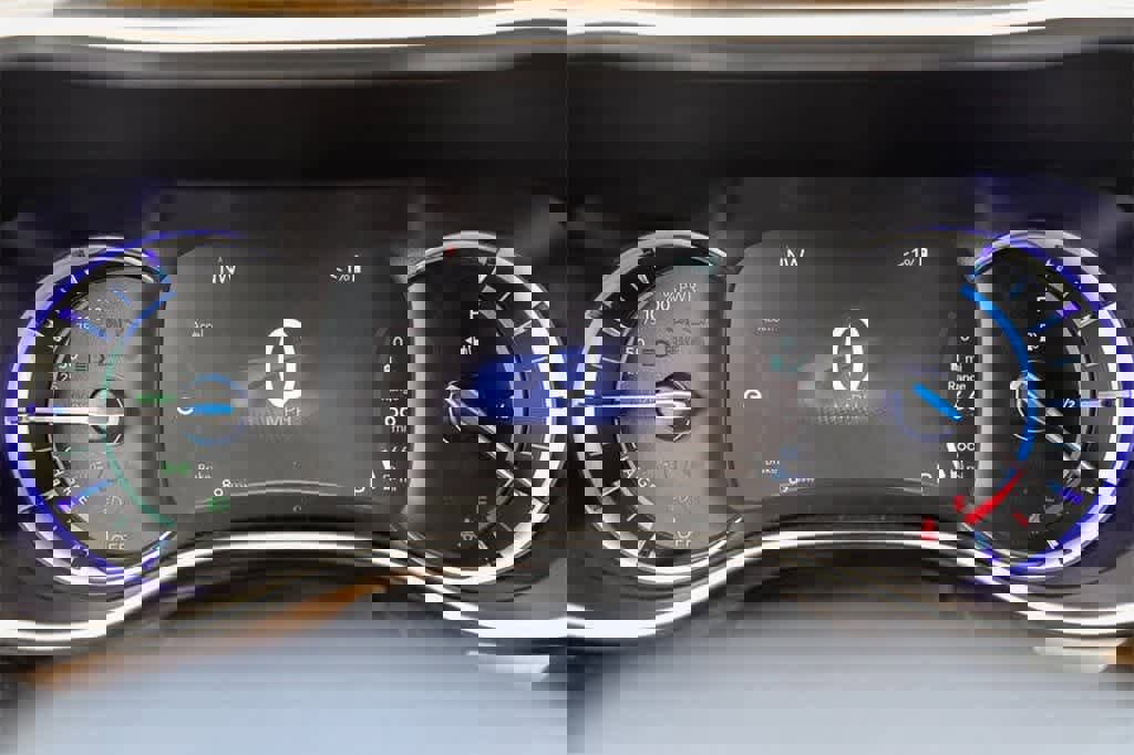 New 2023 Chrysler Pacifica Limited image 25