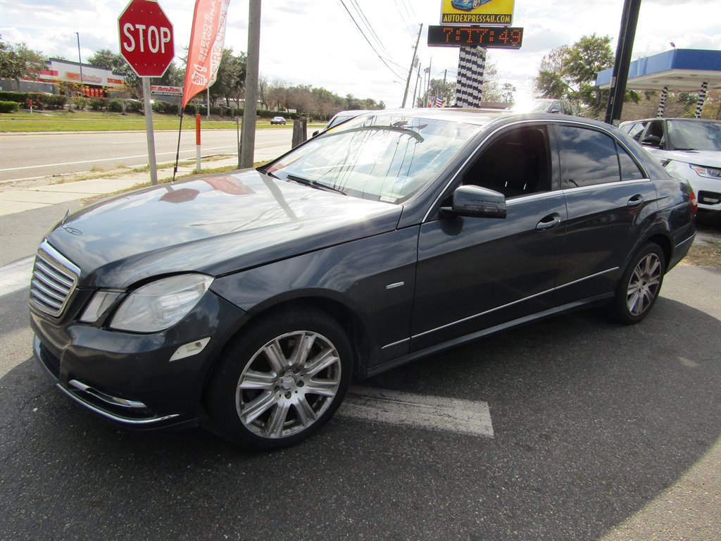 Used 2012 Mercedes-Benz E 350 4MATIC Sedan image 1