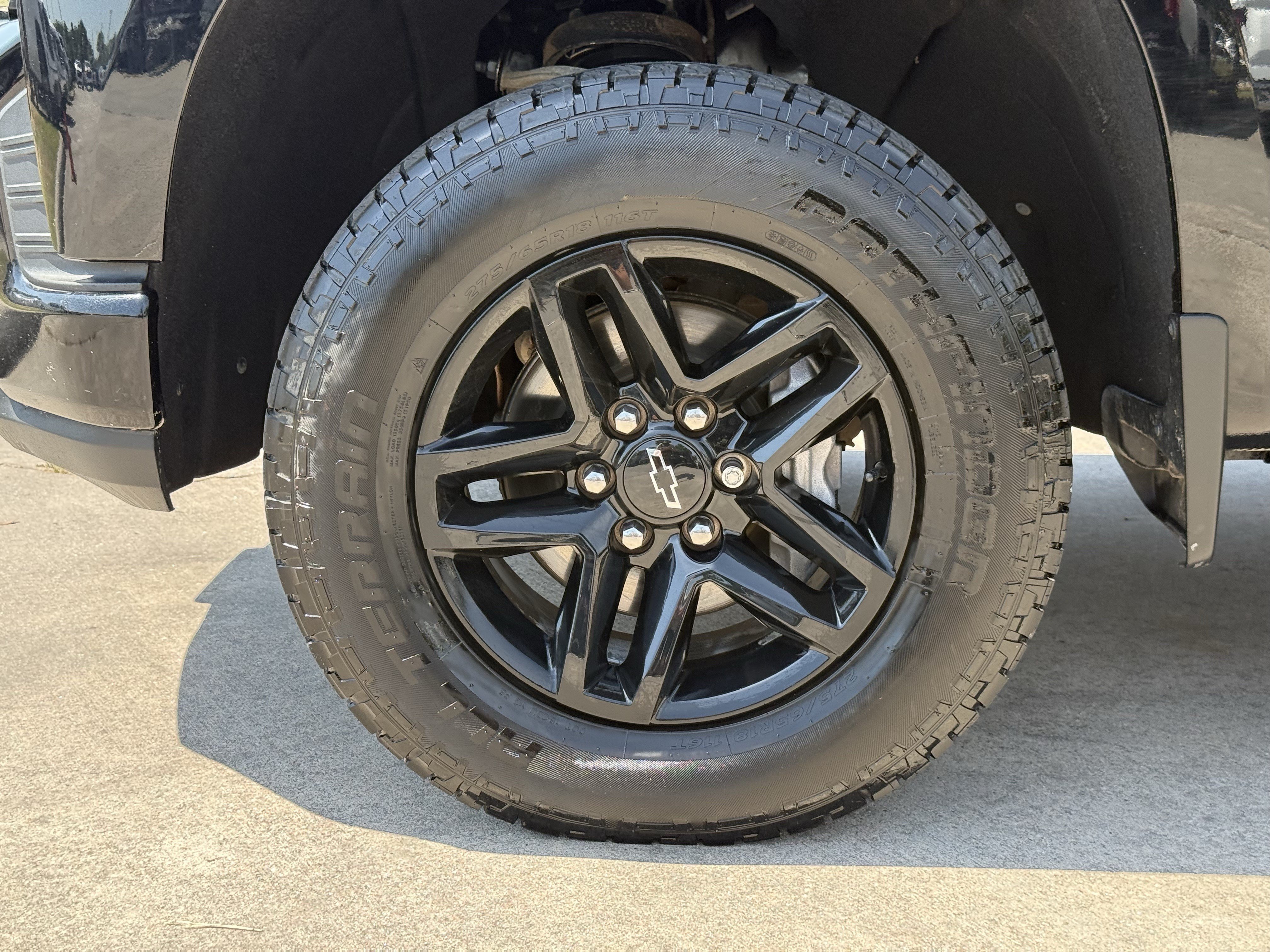 Used 2019 Chevrolet Silverado 1500 LT Trail Boss w/ Convenience Package AWD/4WD image 12