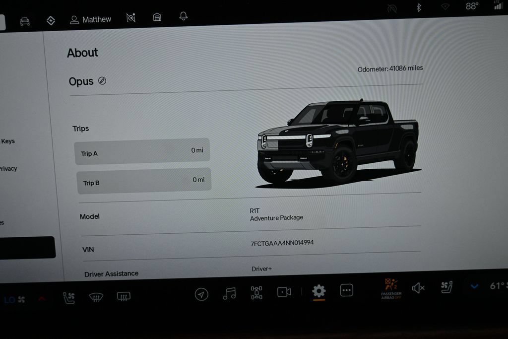 Used 2022 Rivian R1T Adventure AWD/4WD image 14