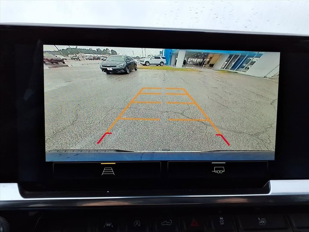 Used 2024 Chevrolet Silverado 1500 LT image 20