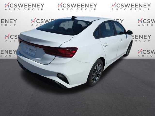 Used 2024 Kia Forte LXS FWD image 7
