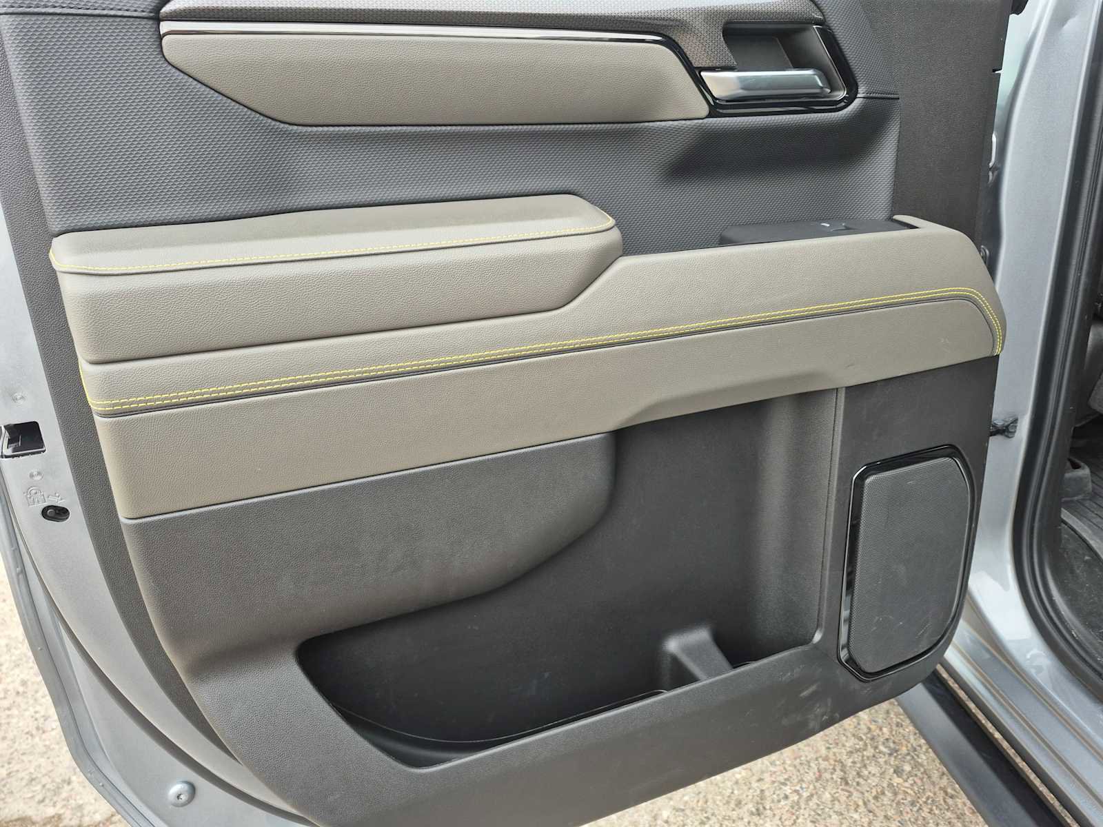 Used 2024 Chevrolet Silverado 1500 ZR2 w/ ZR2 Bison Edition image 30