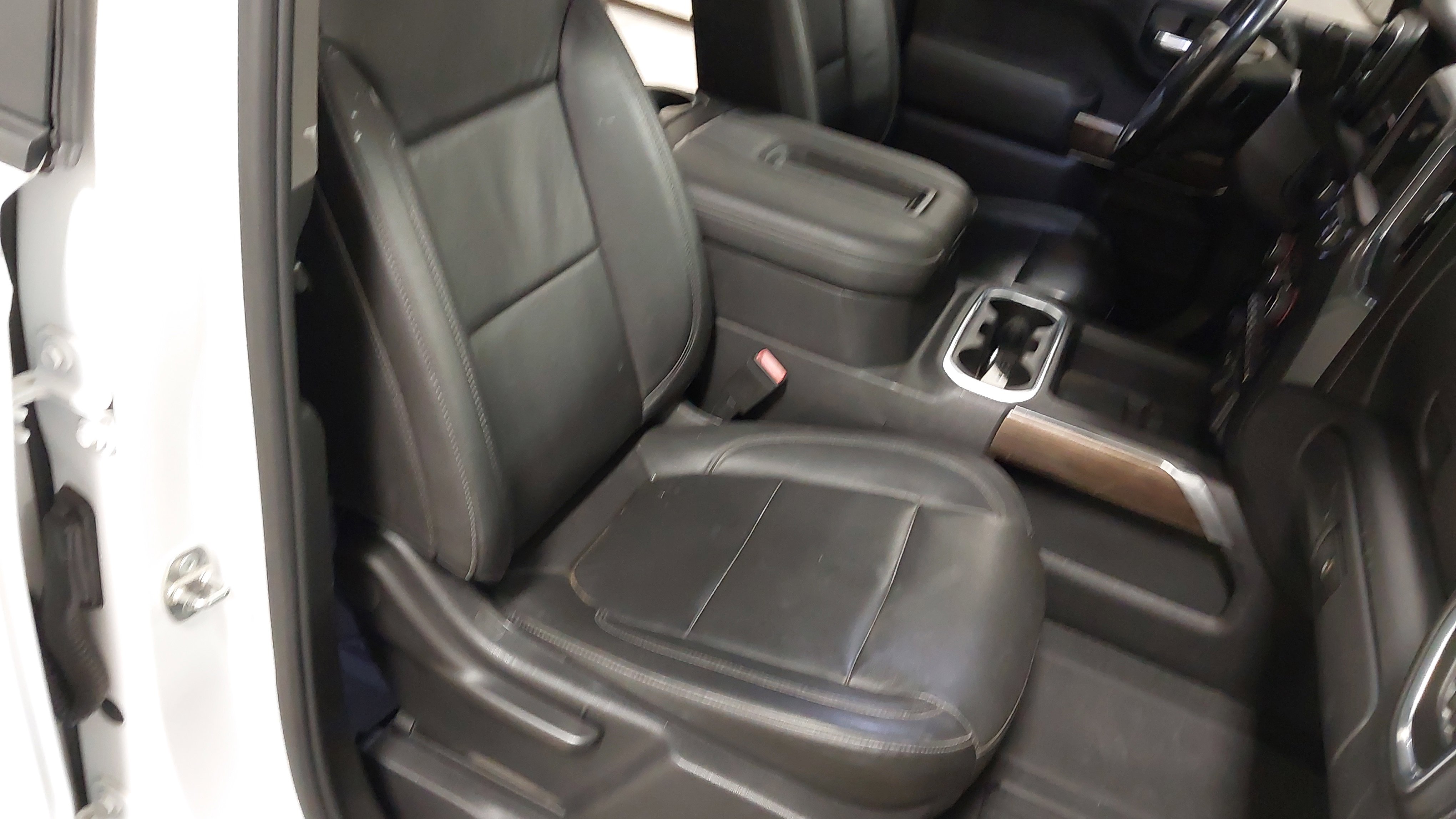 Used 2019 Chevrolet Silverado 1500 RST image 28