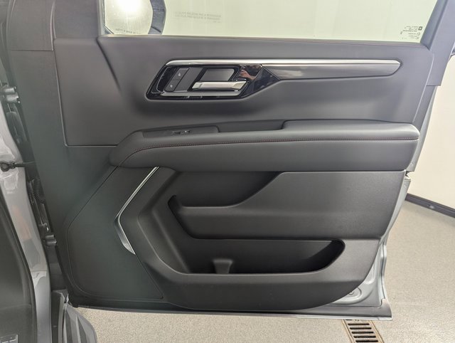 Used 2025 Chevrolet Tahoe RST image 27