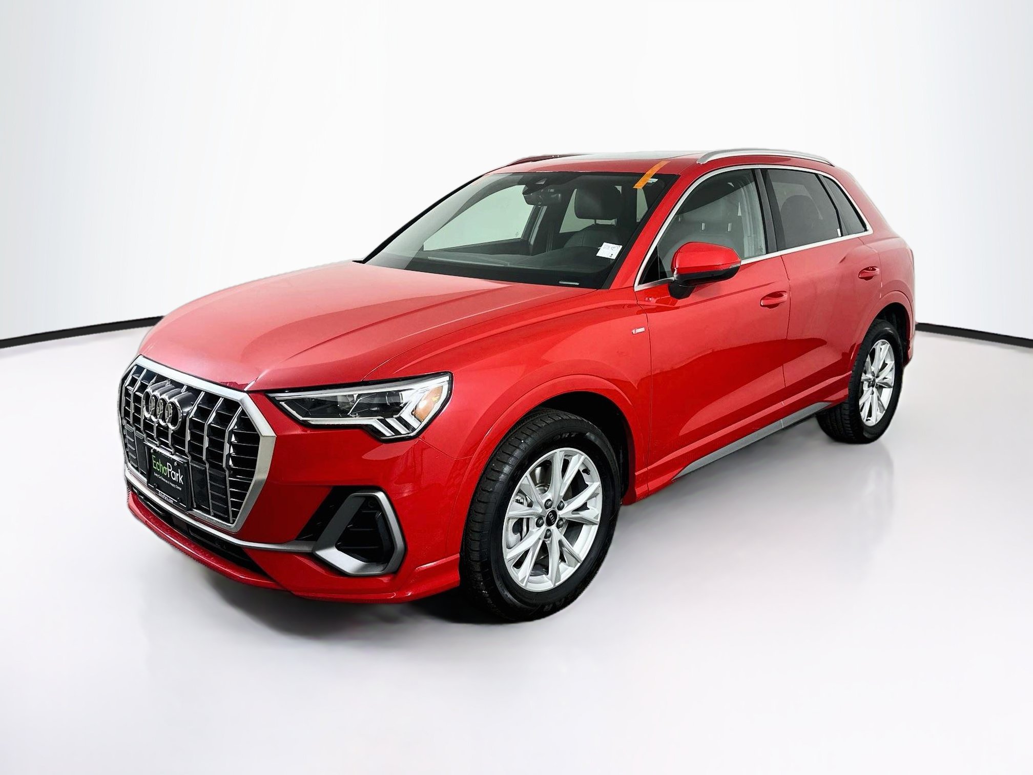 Used 2025 Audi Q3 2.0T Premium AWD/4WD image 3