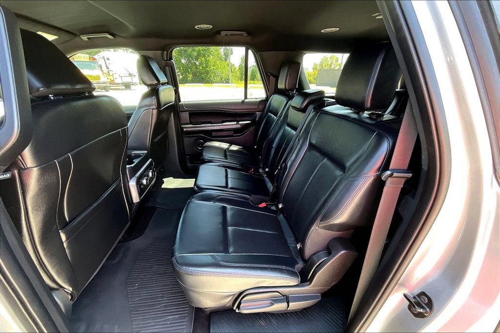 Used 2021 Ford Expedition Max XLT AWD/4WD image 7