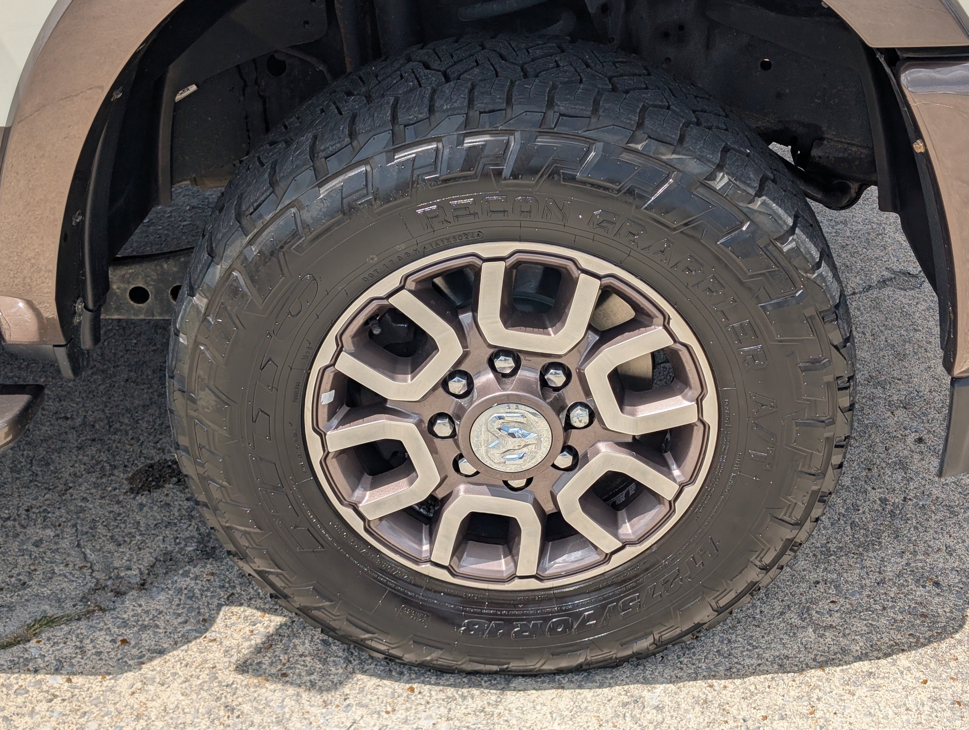Used 2022 RAM 2500 Limited AWD/4WD image 29