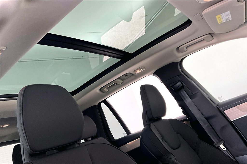 New 2026 Volvo XC90 B5 Core AWD/4WD image 26