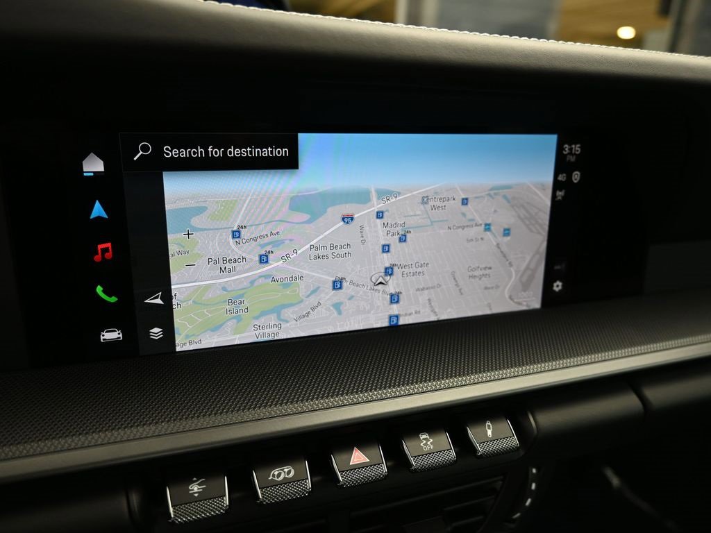 Used 2025 Porsche 911 Carrera w/ Premium Package image 27