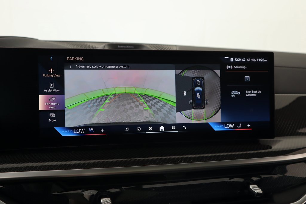 New 2026 BMW ALPINA XB7 image 7