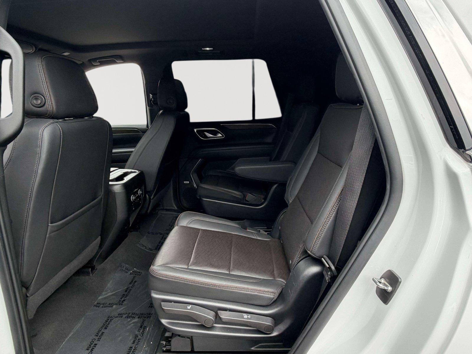 Used 2022 Chevrolet Tahoe High Country AWD/4WD image 25