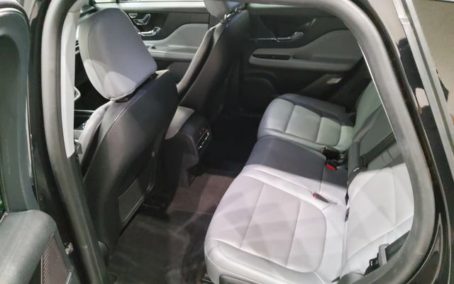 Used 2022 Lincoln Corsair AWD w/ Equipment Group 101A image 15