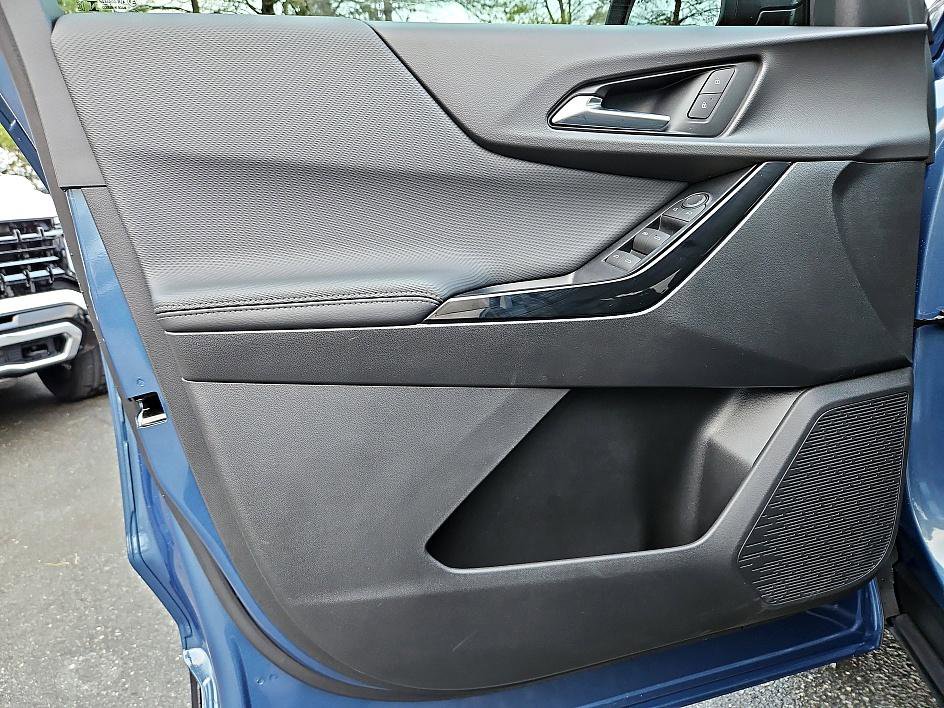 New 2026 Chevrolet Equinox LT image 13