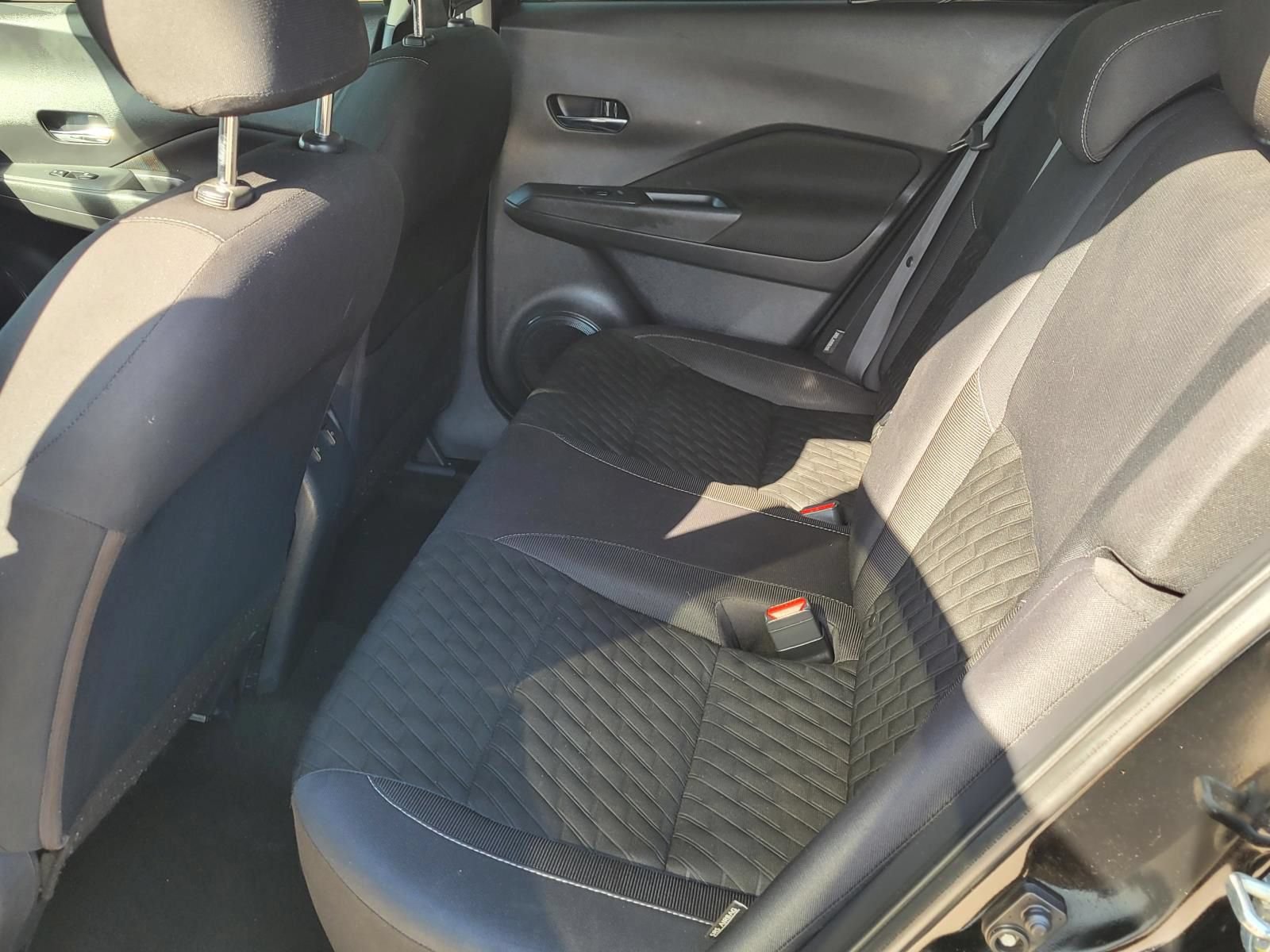 Used 2021 Nissan Kicks SV FWD image 14