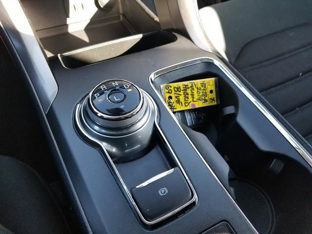 Used 2019 Ford Fusion SE image 20
