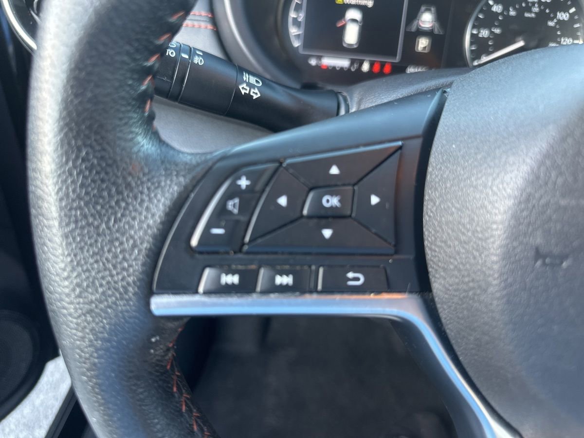 Used 2024 Nissan Kicks SR image 13