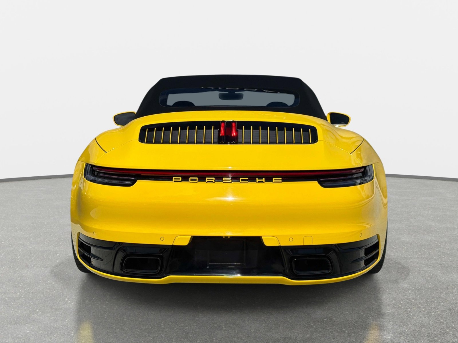 Used 2022 Porsche 911 Carrera RWD image 4
