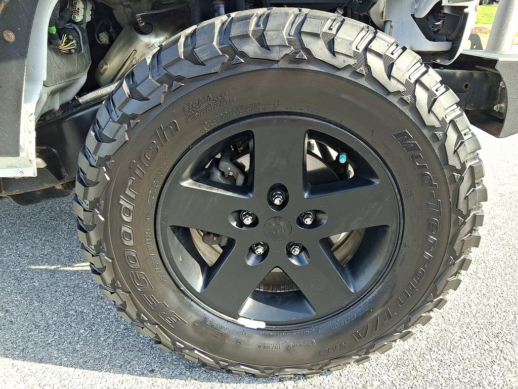 Used 2018 Jeep Wrangler Sport AWD/4WD image 10