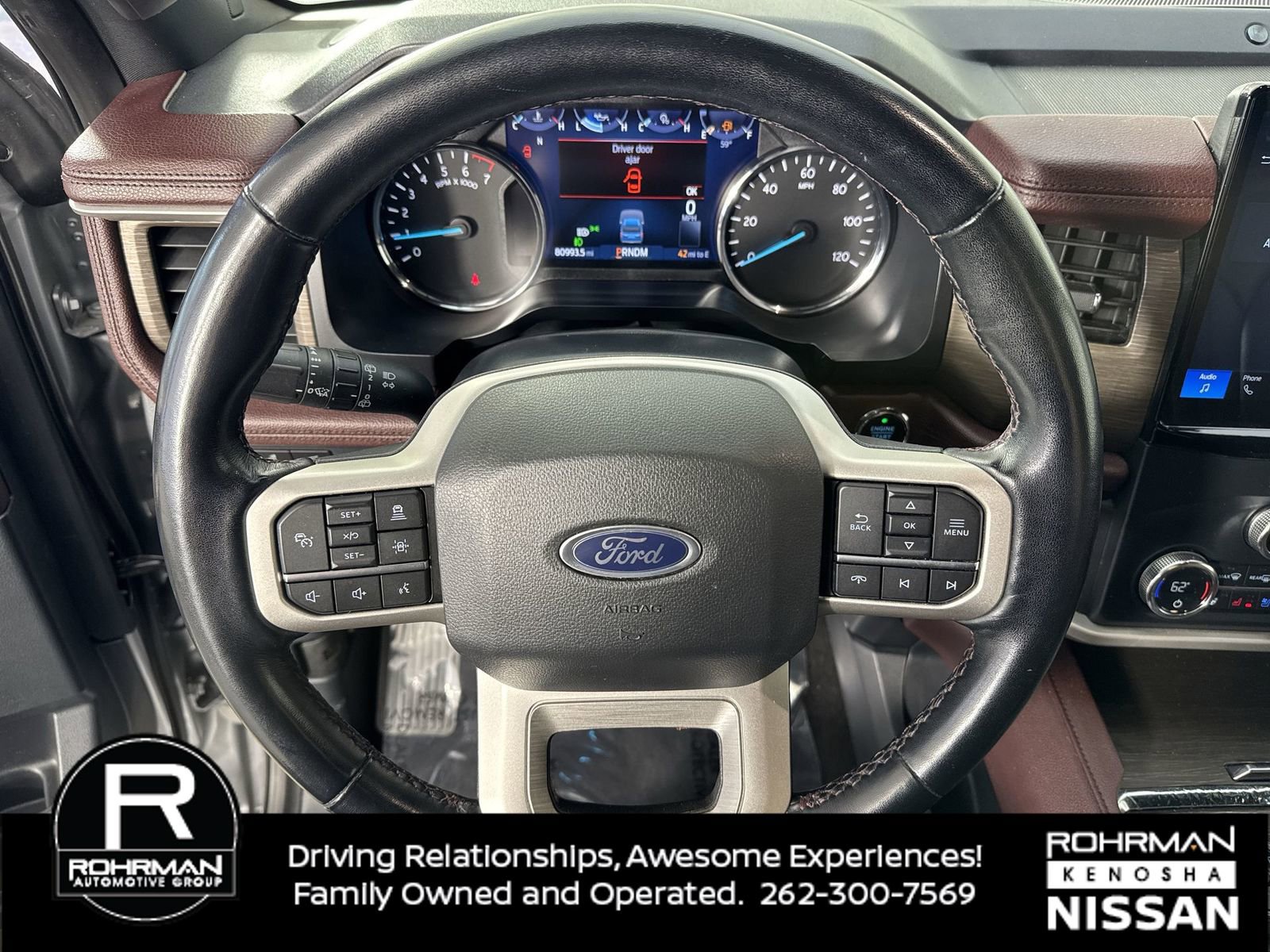 Used 2022 Ford Expedition Max Limited image 10